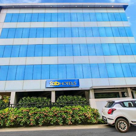 Fabhotel Syberitic Suites Gachibowli - Fully Vaccinated Staff Kondapur  Luaran gambar