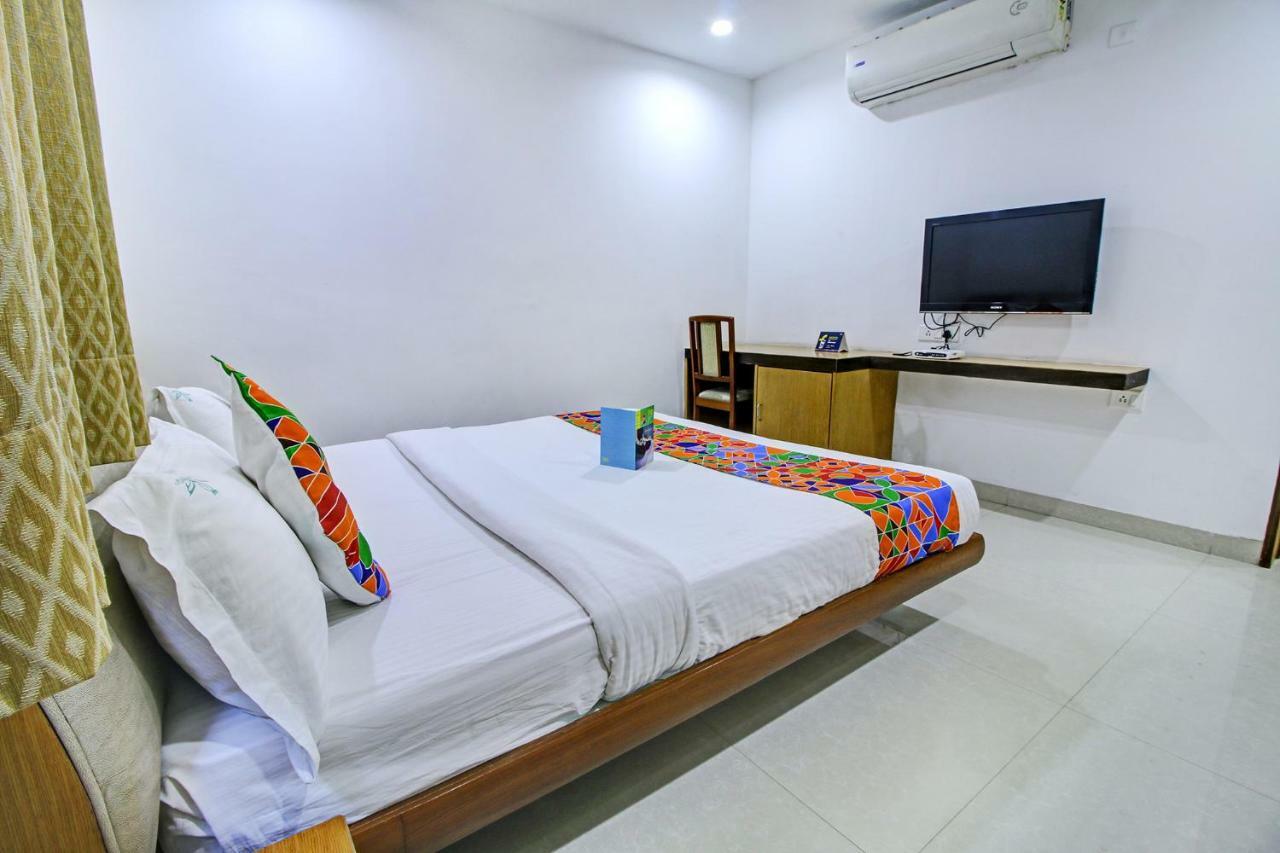 Fabhotel Syberitic Suites Gachibowli - Fully Vaccinated Staff Kondapur  Luaran gambar